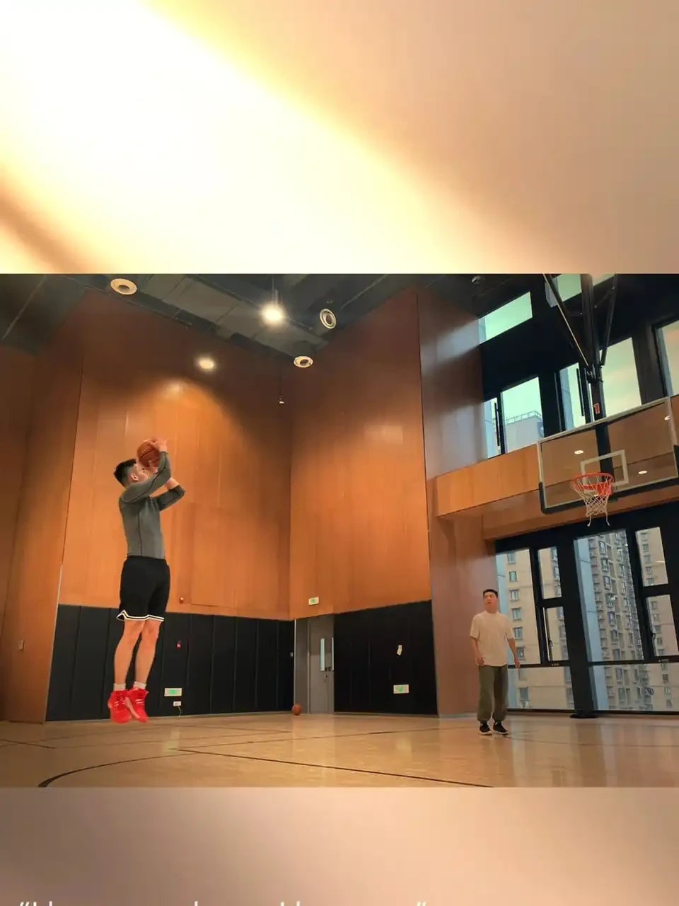 适合不同年龄段篮球爱好者的体能训练方案_1